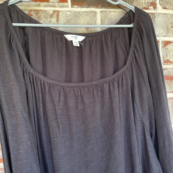 Terra & Sky Black Peasant Raglan Long Sleeved Blouse - Picture 2 of 9